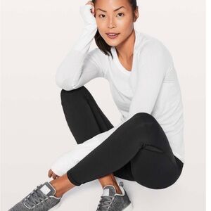 APL Techloom Pro Metallic Silver Sneaker  / Off White Womens size 8